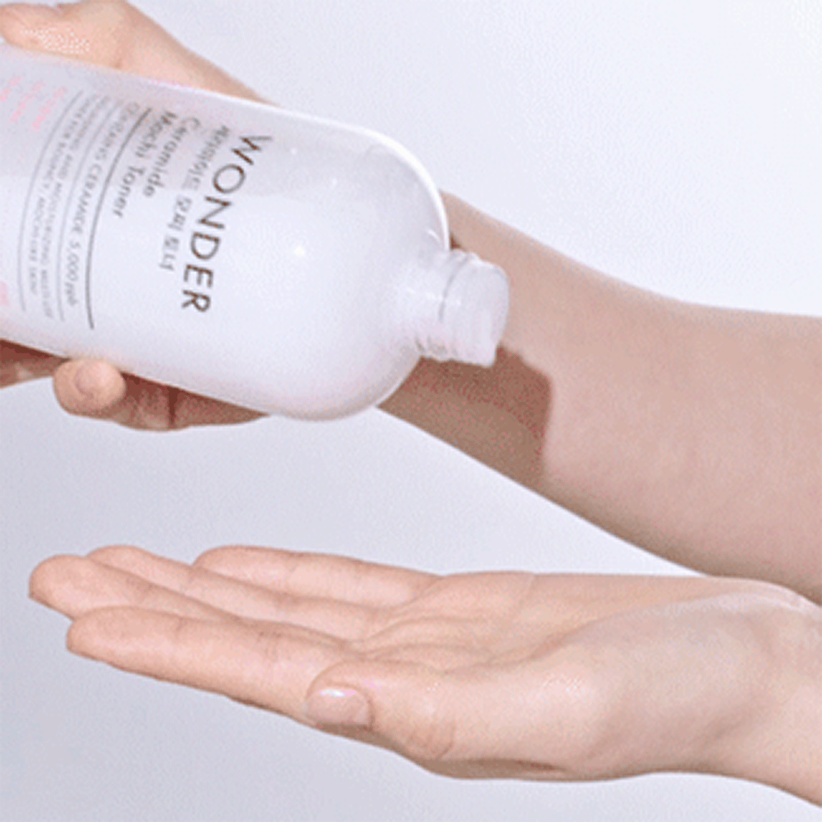 TonyMoly Wonder Ceramide Mochi Toner Pump Version 300ml | Hydrating & Repairing
